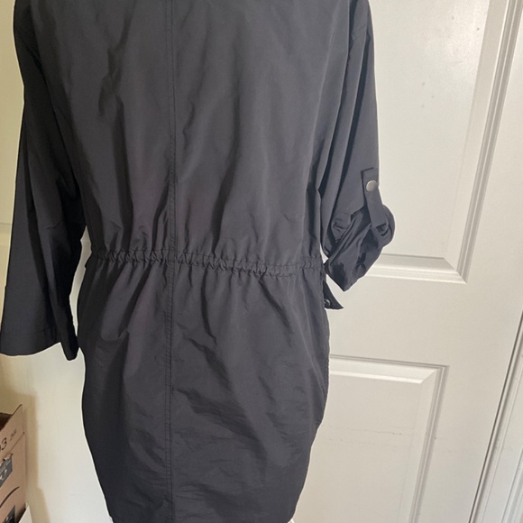 pureDKNY black jacket with draw string on waist and folded sleeve size P - Picture 3 of 9